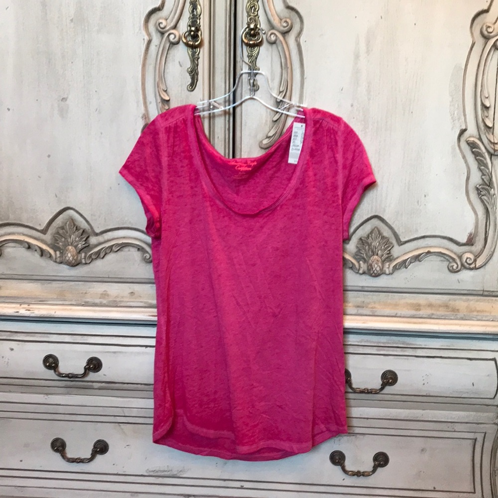 Raspberry/deep pink worn look American Eagle Tee